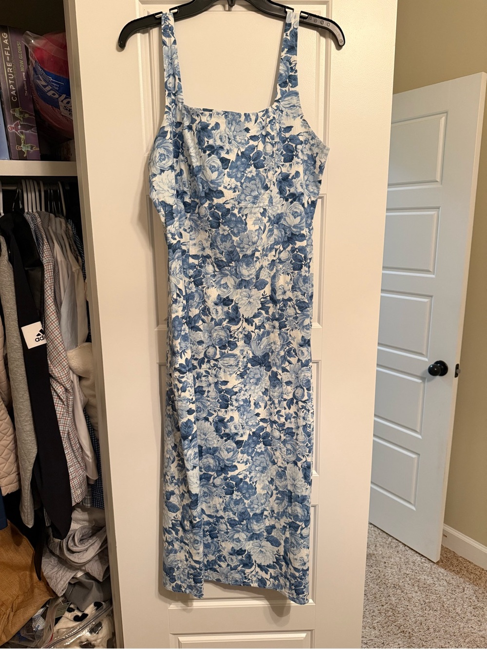 Abercrombie & Fitch Blue and White Floral Midi Dress